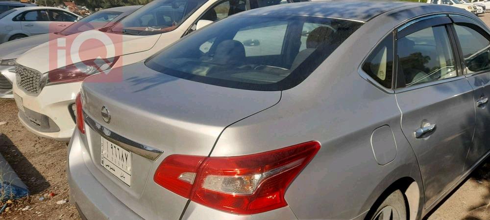 Nissan Sentra